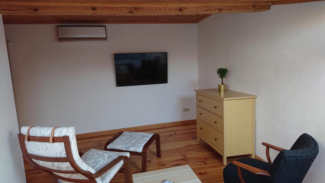 Apartamenty Przy Stonehenge Sosnowiec Phòng bức ảnh