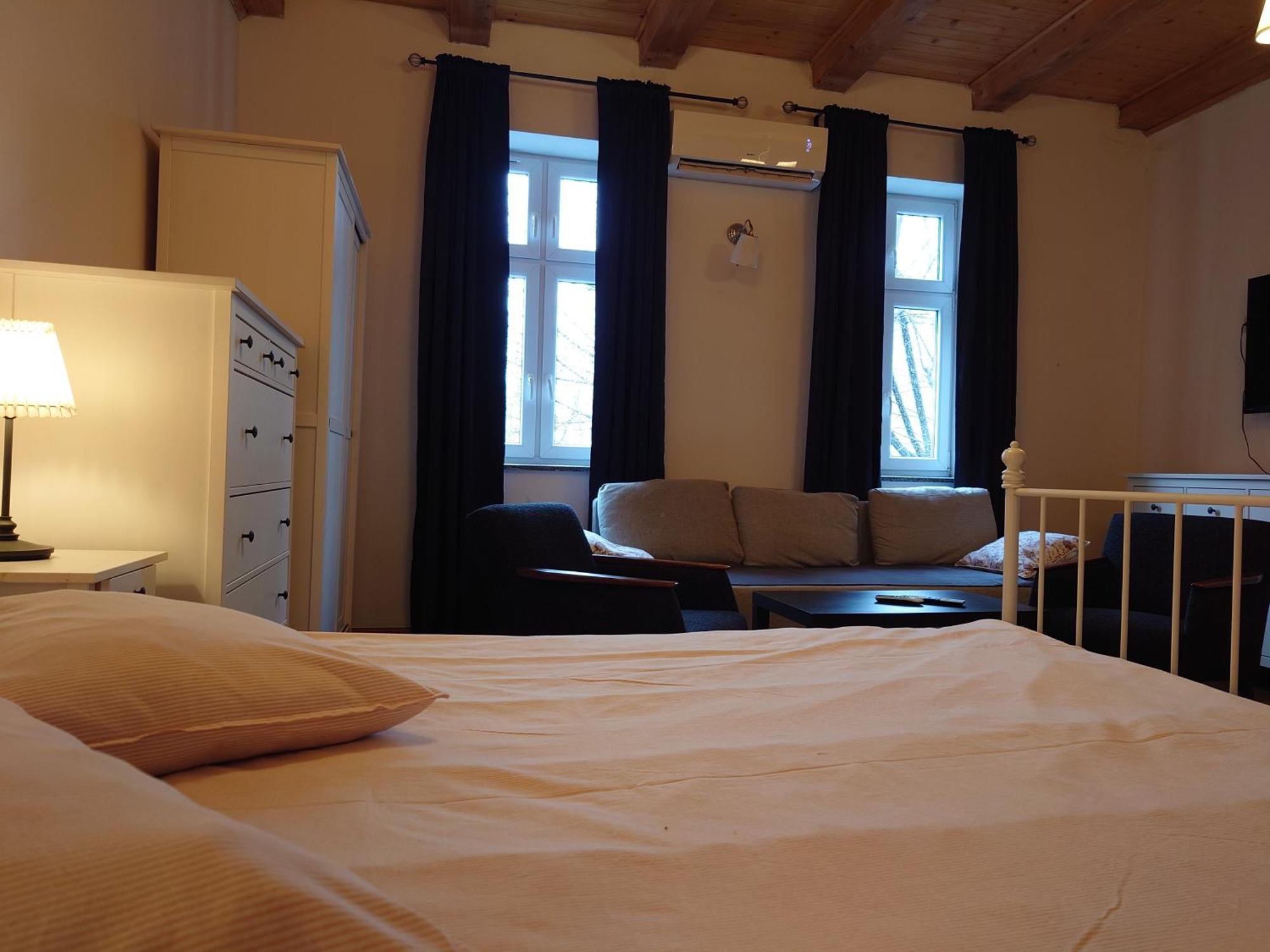 Apartamenty Przy Stonehenge Sosnowiec Phòng bức ảnh