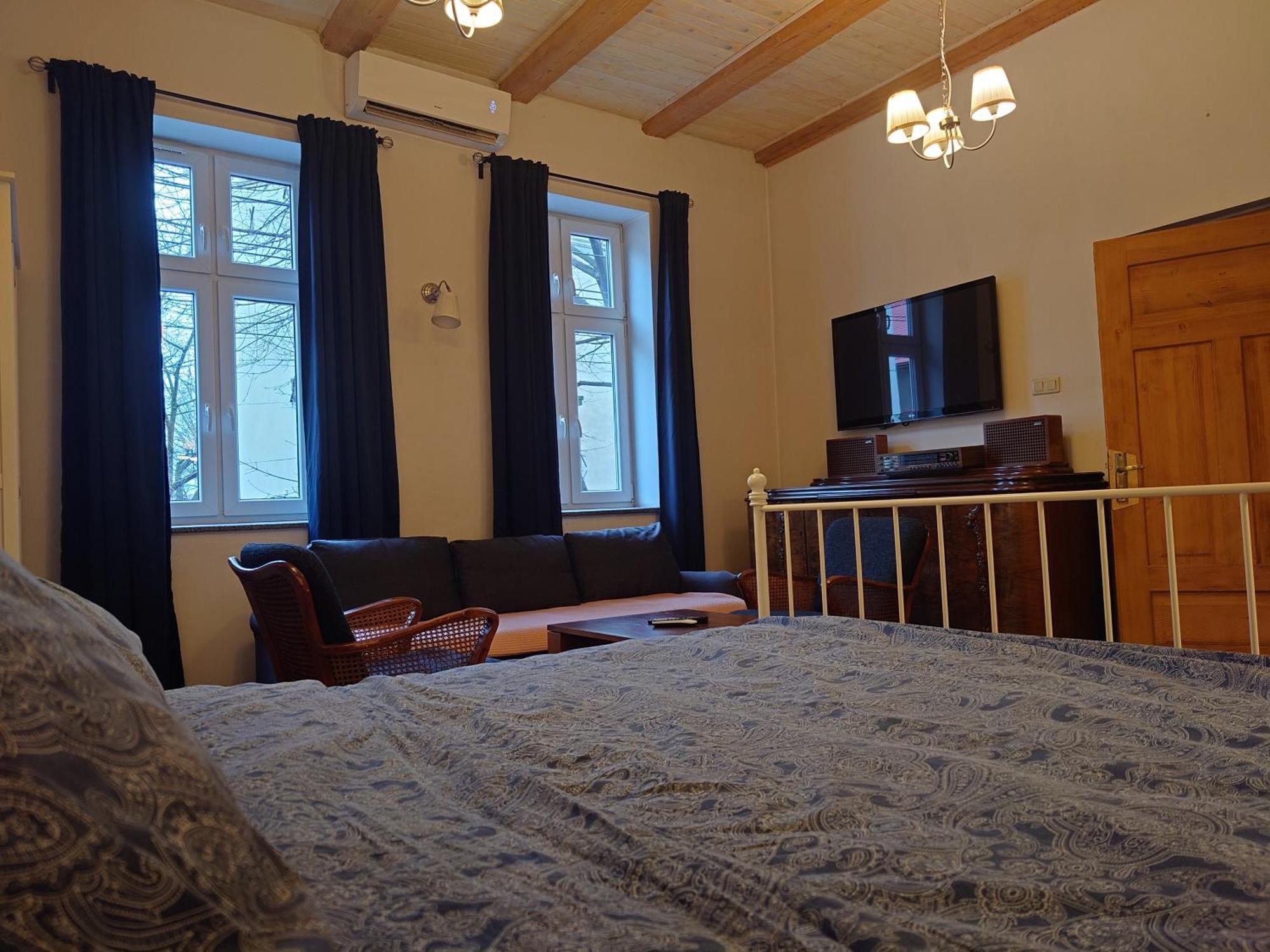 Apartamenty Przy Stonehenge Sosnowiec Phòng bức ảnh