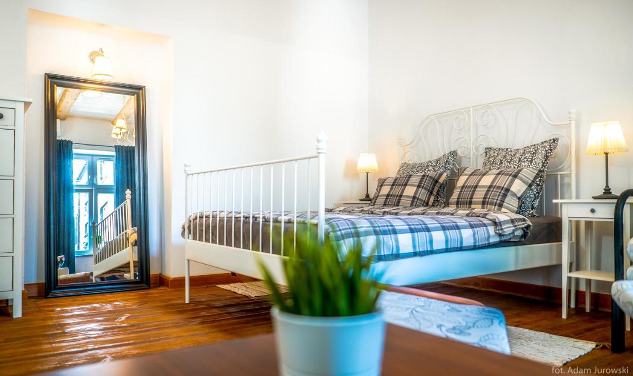 Apartamenty Przy Stonehenge Sosnowiec Ngoại thất bức ảnh