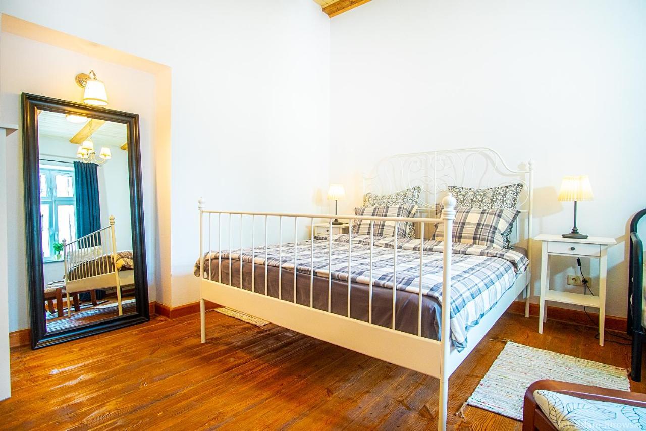 Apartamenty Przy Stonehenge Sosnowiec Ngoại thất bức ảnh